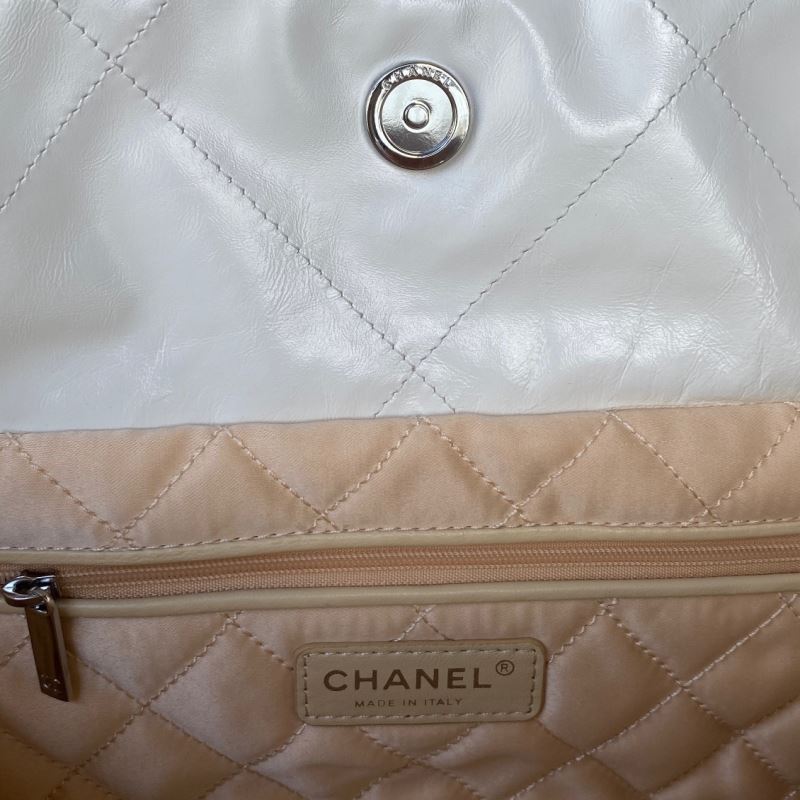 Chanel Hobo 22 Bags